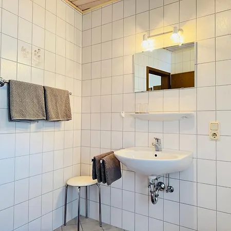 Appartement Historisches Winzerhaus Mit Moselblick Lieser