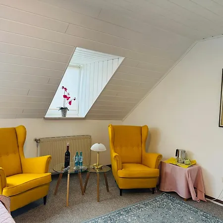 Lägenhet Historisches Winzerhaus Mit Moselblick *