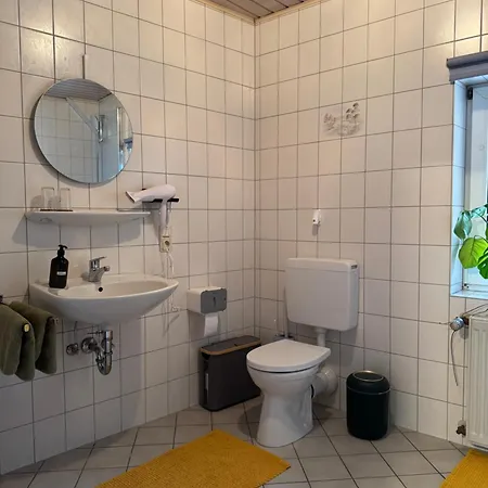 Historisches Winzerhaus Mit Moselblick Lieser