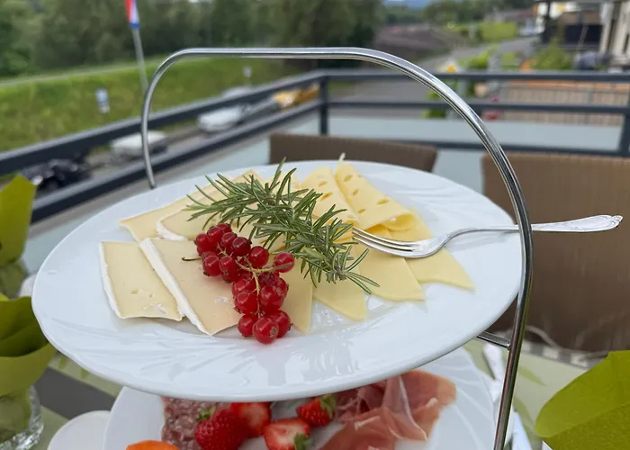 Historisches Winzerhaus Mit Moselblick Apartamento Lieser